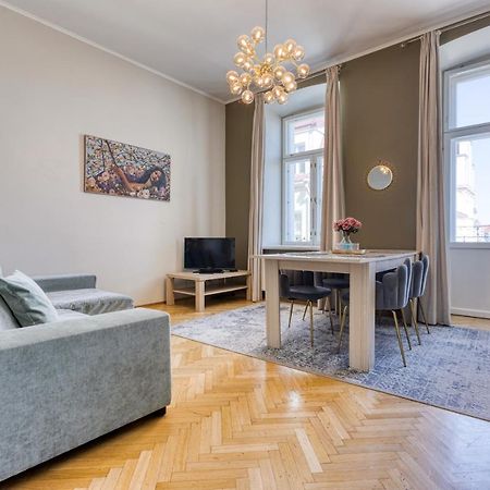 Historic Residence Apartments At Old Town Tallinn Luaran gambar