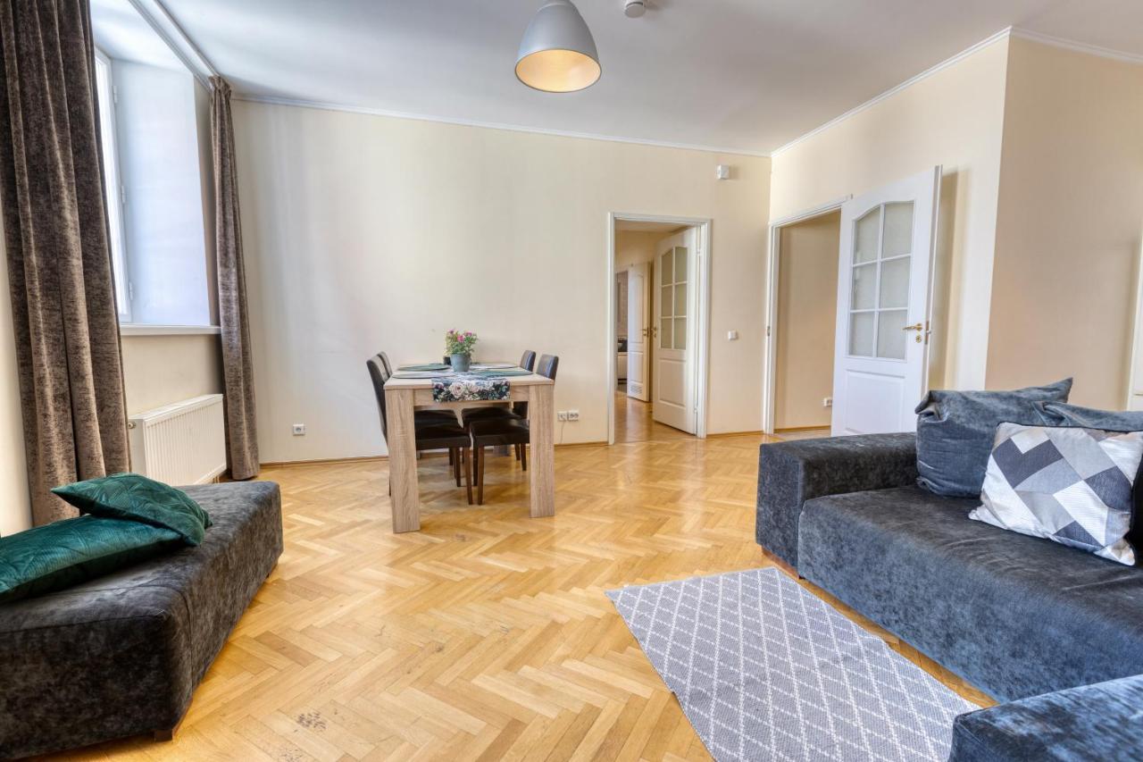 Historic Residence Apartments At Old Town Tallinn Luaran gambar