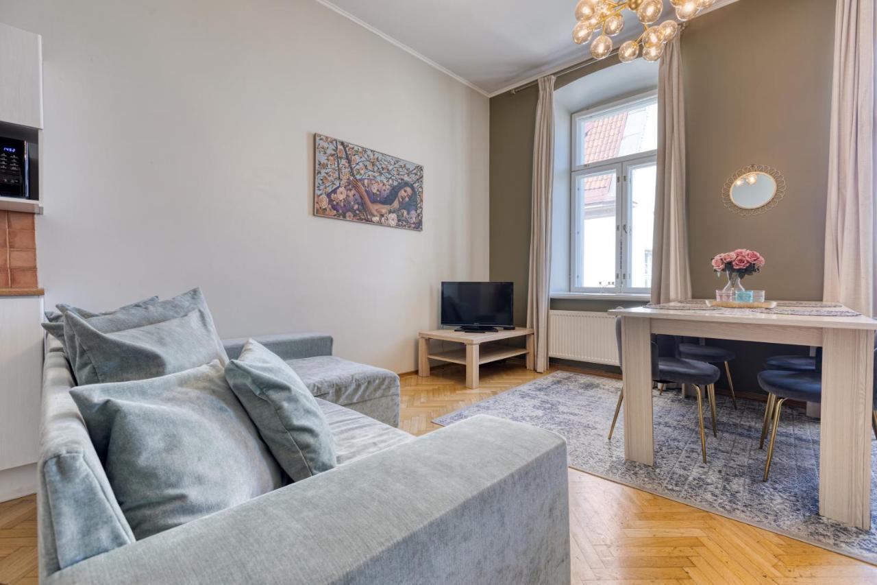 Historic Residence Apartments At Old Town Tallinn Luaran gambar